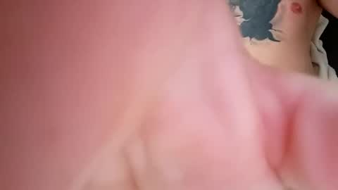 Snapshot of milutki439065 chatting on 03-23-26, 12:53 Milutki14325 online show from 03-23-26, 12:53