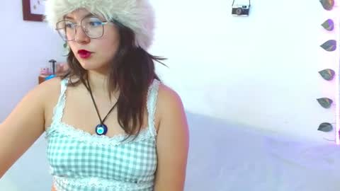 mily_baker online show from 06-23-26, 06:50