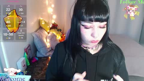 Snapshot of mily_milk_ chatting on 01-15-25, 09:24 mily_milk_ online show from 01-15-25, 09:24