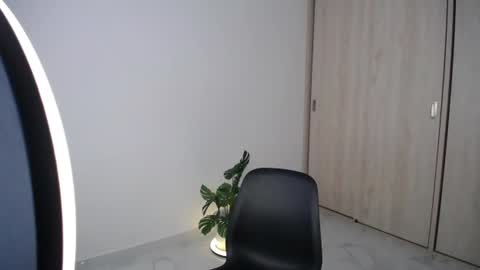 Mily Ortiz online show from 08-05-26, 02:09