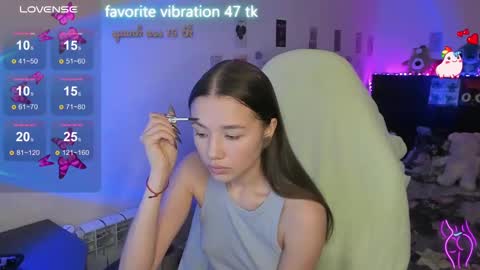 Emily online show from 03-10-25, 02:48