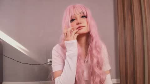 Snapshot of mimi_cuute chatting on 06-10-26, 02:34 mimi cuute online show from 06-10-26, 02:34