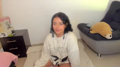 Mimii  online show from 06-08-26, 03:40