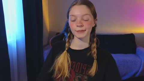 mimichelle online show from 01-14-25, 11:42