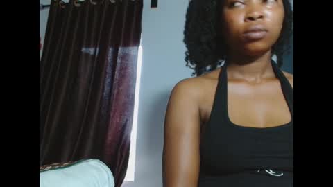 mimi online show from 12-21-25, 01:51