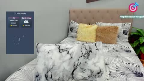 Mari online show from 07-08-26, 04:06