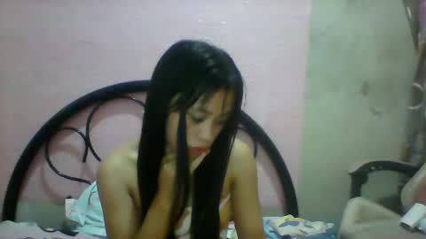 Snapshot of mimiyolove chatting on 02-05-25, 12:27 mimiyolove online show from 02-05-25, 12:27