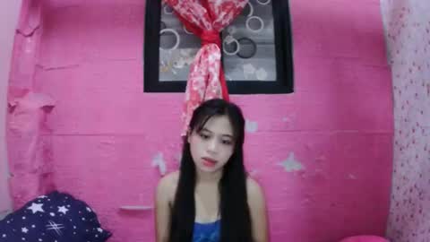 Snapshot of mimiyolove chatting on 09-18-25, 10:39 mimiyolove online show from 09-18-25, 10:39