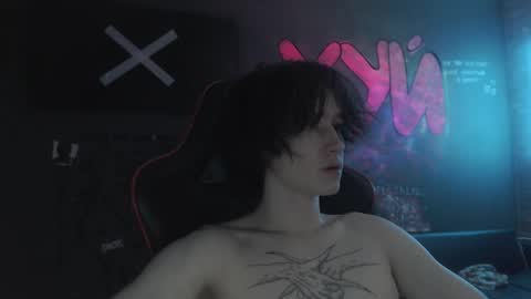 Max online show from 09-20-25, 02:01