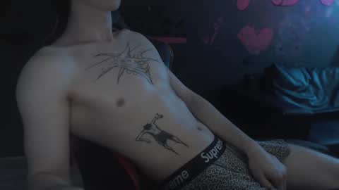 Max online show from 09-21-25, 02:02