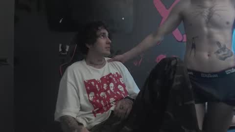 Max online show from 09-22-25, 03:47