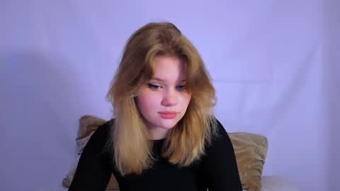 hi Im Mina  online show from 02-13-25, 01:29