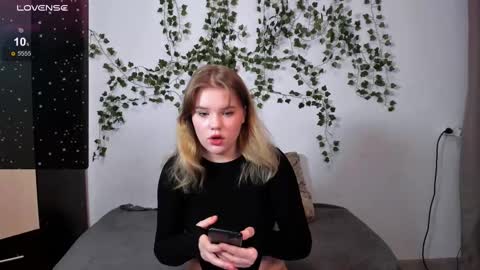 hi Im Mina  online show from 02-25-25, 01:41