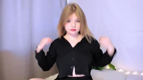 hi Im Mina  online show from 03-09-25, 01:14