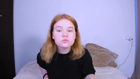 hi Im Mina  online show from 09-09-25, 02:00