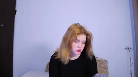 hi Im Mina  online show from 09-14-25, 02:11