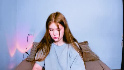 hi Im Mina  online show from 01-17-26, 03:44