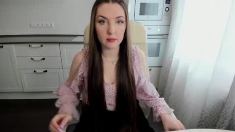minchelskatrina online show from 07-04-26, 07:25
