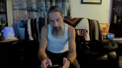 Snapshot of mindphuk chatting on 01-08-25, 10:48 mindphuk online show from 01-08-25, 10:48