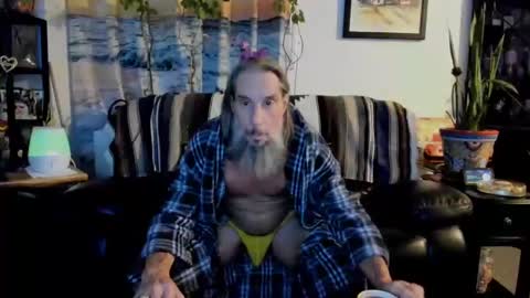 Snapshot of mindphuk chatting on 03-09-25, 02:18 mindphuk online show from 03-09-25, 02:18