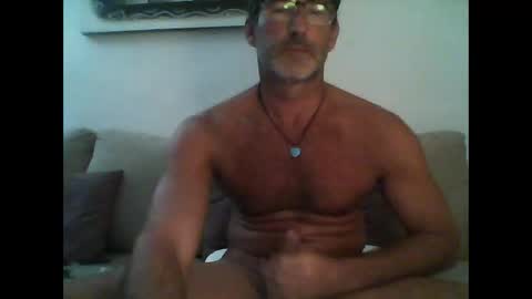 Snapshot of mindthestep chatting on 01-20-25, 01:50 MIND online show from 01-20-25, 01:50