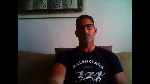 Snapshot of mindthestep chatting on 01-23-25, 01:35 MIND online show from 01-23-25, 01:35