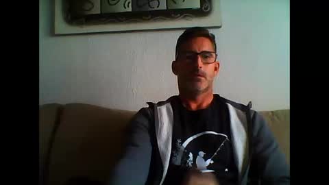 Snapshot of mindthestep chatting on 02-03-25, 05:03 MIND online show from 02-03-25, 05:03