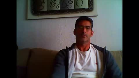 Snapshot of mindthestep chatting on 03-01-25, 04:00 MIND online show from 03-01-25, 04:00