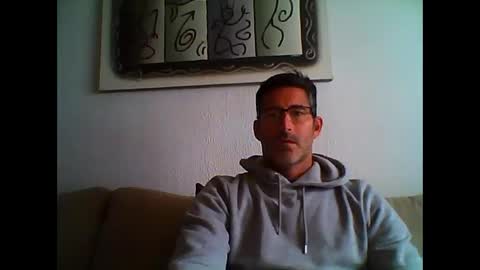 Snapshot of mindthestep chatting on 03-03-25, 02:37 MIND online show from 03-03-25, 02:37