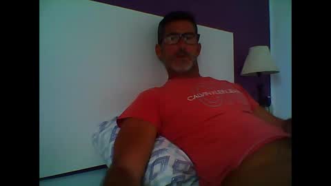 Snapshot of mindthestep chatting on 09-24-25, 03:15 MIND online show from 09-24-25, 03:15