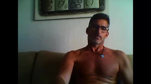 Snapshot of mindthestep chatting on 10-02-25, 02:57 MIND online show from 10-02-25, 02:57