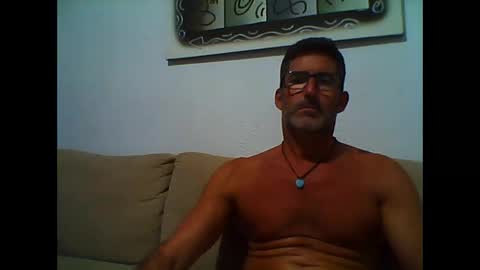 Snapshot of mindthestep chatting on 10-04-25, 06:39 MIND online show from 10-04-25, 06:39