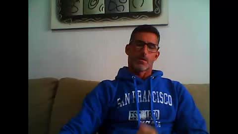 Snapshot of mindthestep chatting on 11-19-25, 03:12 MIND online show from 11-19-25, 03:12