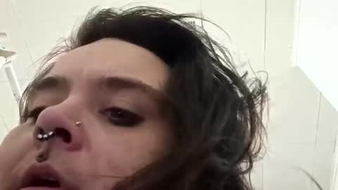 Snapshot of mindyourvib3z chatting on 03-17-26, 04:17 mindyourvib3z online show from 03-17-26, 04:17