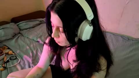 Snapshot of mindyrives chatting on 03-16-26, 05:44 Mindy online show from 03-16-26, 05:44