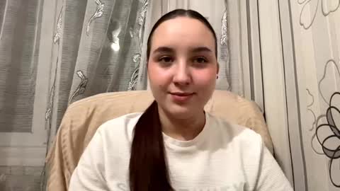 Daisy online show from 10-27-25, 04:44