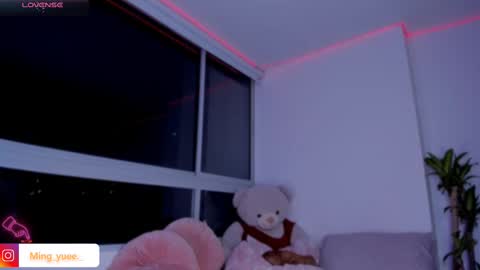 My name is Fer Nice to meet you  give it a thumbs up please its important online show from 02-13-25, 05:48