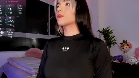 My name is Fer Nice to meet you  give it a thumbs up please its important online show from 03-05-25, 02:57