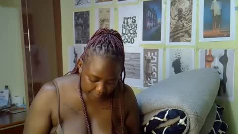 mini_karee online show from 03-15-26, 08:42