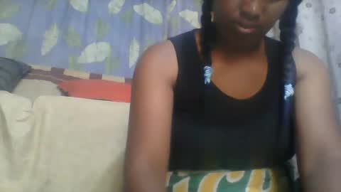 Snapshot of minie4tina chatting on 12-11-24, 06:25 Minie4Tina online show from 12-11-24, 06:25