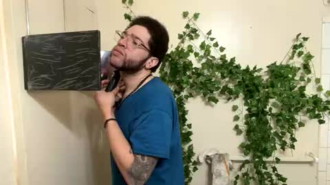 Snapshot of minimoose1003 chatting on 03-14-26, 08:58 minimoose1003 online show from 03-14-26, 08:58