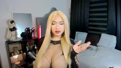 MARIANE online show from 02-15-26, 06:37