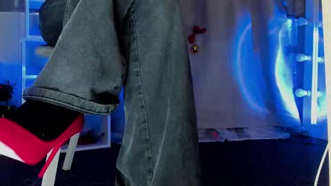 Snapshot of mipsymipson chatting on 12-29-24, 01:49 NEXT STREAM NOVEMBER 27282930 online show from 12-29-24, 01:49