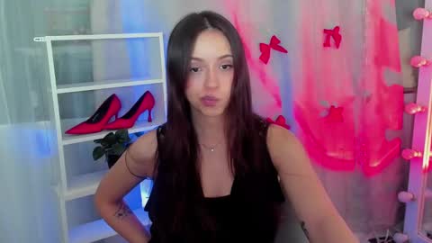 Snapshot of mipsymipson chatting on 01-07-25, 10:22 NEXT STREAM NOVEMBER 27282930 online show from 01-07-25, 10:22