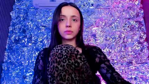 Snapshot of mipsymipson chatting on 01-21-25, 08:19 NEXT STREAM NOVEMBER 27282930 online show from 01-21-25, 08:19