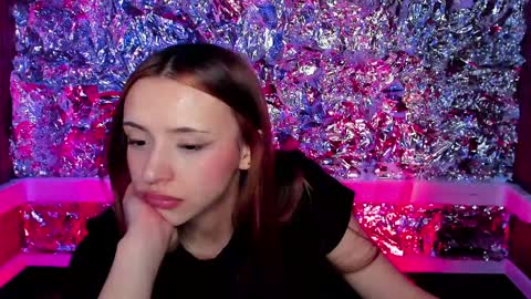 Snapshot of mipsymipson chatting on 02-07-25, 01:22 NEXT STREAM NOVEMBER 27282930 online show from 02-07-25, 01:22