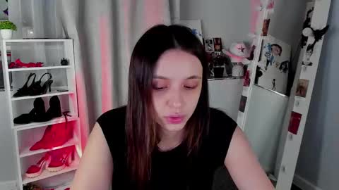 Snapshot of mipsymipson chatting on 11-27-25, 10:17 NEXT STREAM NOVEMBER 27282930 online show from 11-27-25, 10:17