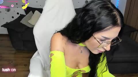 Snapshot of mira_fantasy chatting on 10-07-25, 04:42 mira_fantasy online show from 10-07-25, 04:42
