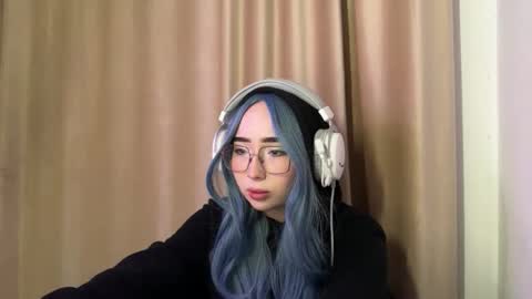 mira_light_ online show from 09-23-25, 02:09
