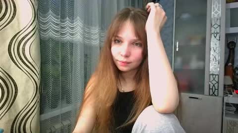 Snapshot of mira_princess chatting on 05-15-26, 04:58 MIRAcle online show from 05-15-26, 04:58